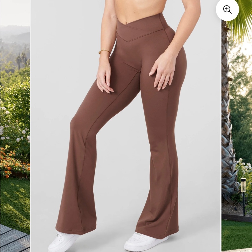 Youngla brown yoga pants